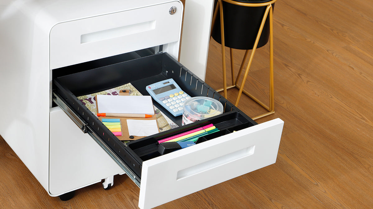 3 Drawer Mobile File Cabinet Under Desk Office,Simple Style Versatile Storage Cabinet for Legal/Letter/A4 Files, 5 Wheel Design Anti-Tilting Cold Rolled Steel Waterproof Moisture-Proof White W1247P145905-djyc