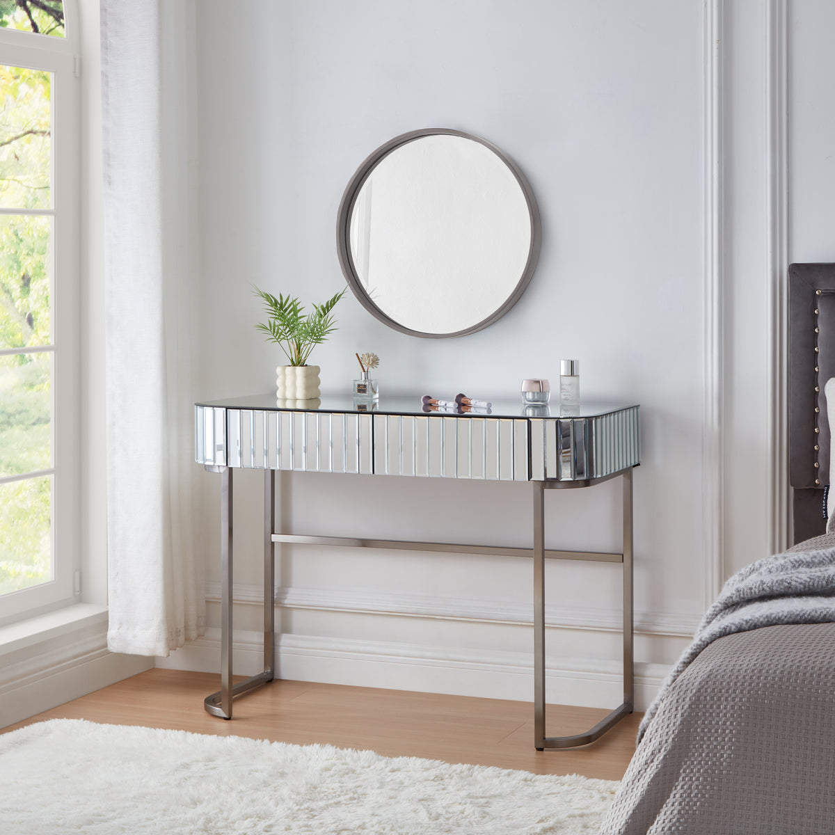 39" Mirrored Makeup Vanity Table with Stainless Steel Base, Mirrored Console Dressing Table with 2 Drawers,Versatile Desk for Bedroom and Office, Silver N704P171796N-djyc