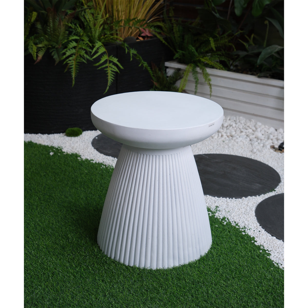 Decorative Garden End Table, 18.1" H Modern Heavy Duty Patio Sturdy Faux Terrazzo Accent Table Side Table Plant Table for Indoor Outdoor W2734P194120-djyc