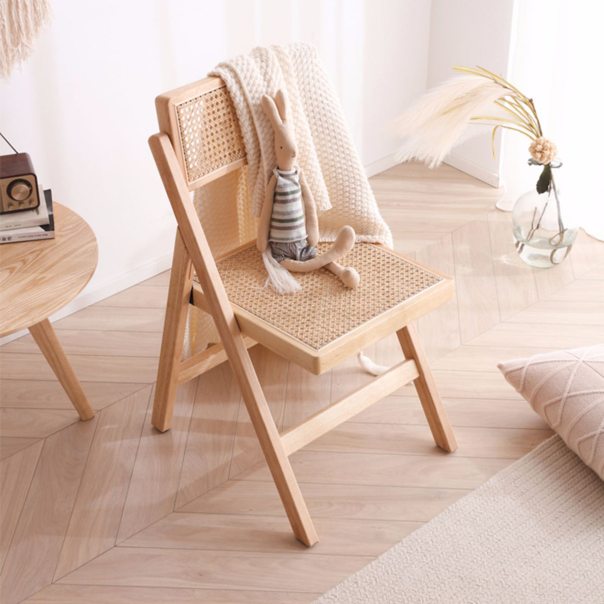 Elegant Natural Ash Wood and Rattan Chair for Modern Living Spaces fcf-1482