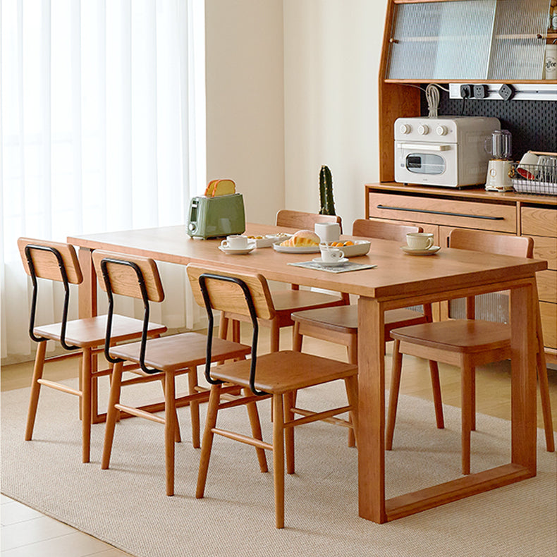 Stunning Natural Cherry Wood Table – Elegant & Timeless Design fcp-1302