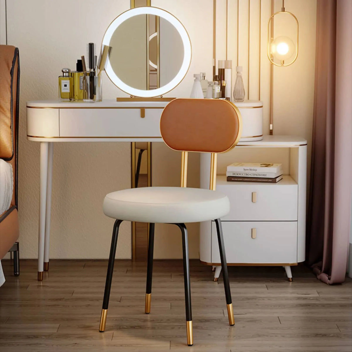 Modern Faux Leather Dining Chair with Gold Accents - Stylish Seating for Any Room fel-1968