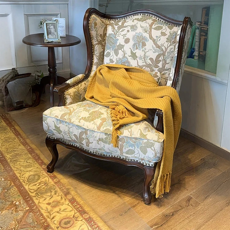 **Elegant Oak Wingback Chair with Floral Cotton-Ramie Fabric - Cozy Accent for Any Living Space** fljgj-2114