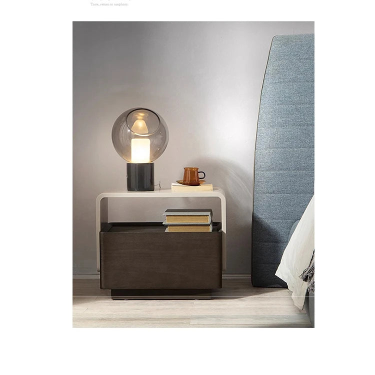 Modern Red Oak Bedside Cupboard with Minimalist Design – Stylish Nightstand for Bedroom Storage flsd-5188