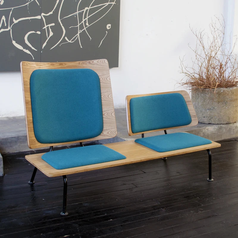 Stylish Multi-Layer Board Sofa with Cotton-Ramie and PU Leather Cushions – Perfect for Modern Living Spaces! fqr-5115