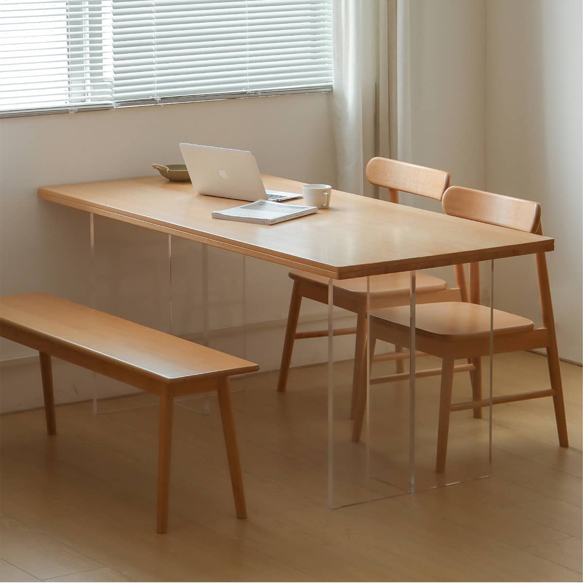 Elegant Natural Beech Wood Table - Perfect for Modern Homes fslmz-1078