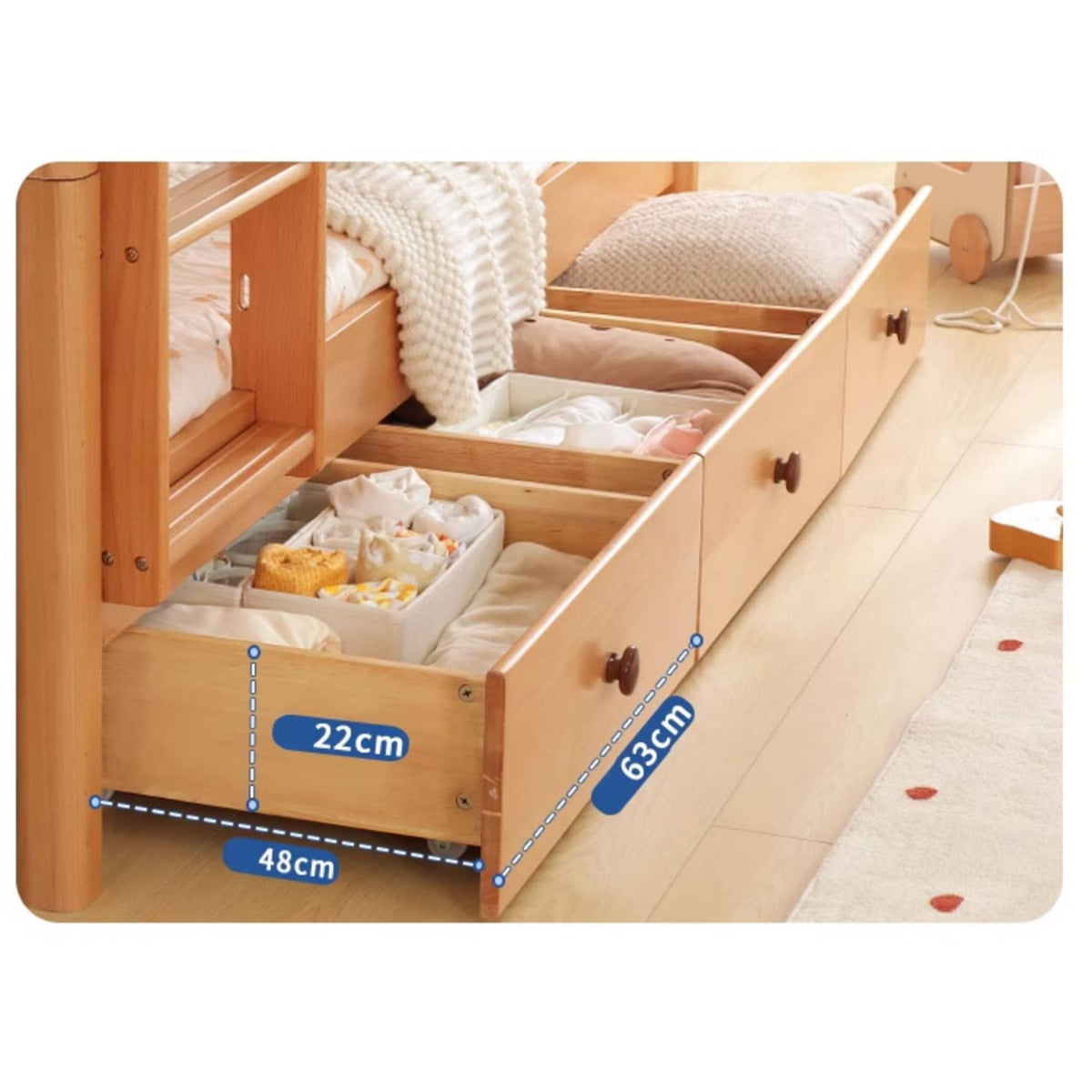 Elegant Natural Beech, Cedar, and Pine Wood Bed – Superior Craftsmanship and Timeless Design fslmz-1085