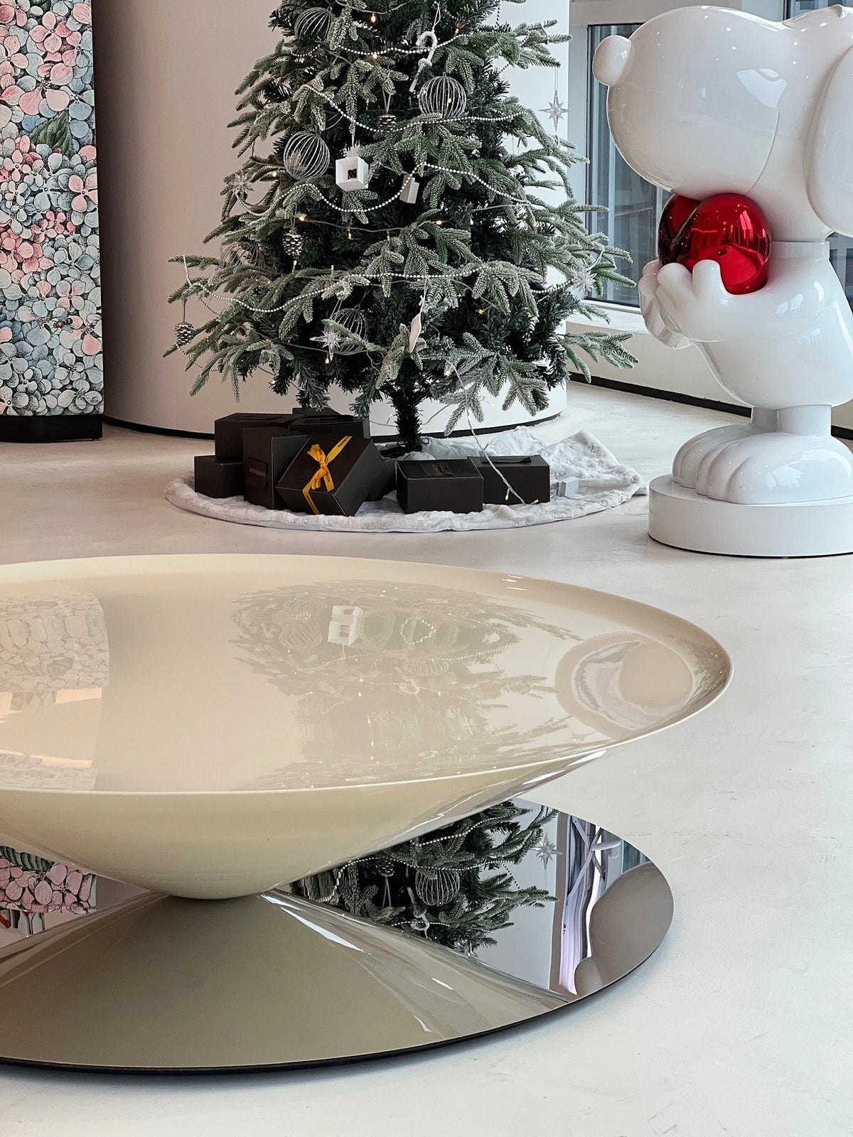 Stylish Stainless Steel Tea Table with GFRP Accent - Modern Living Room Centerpiece fyeyj-5213