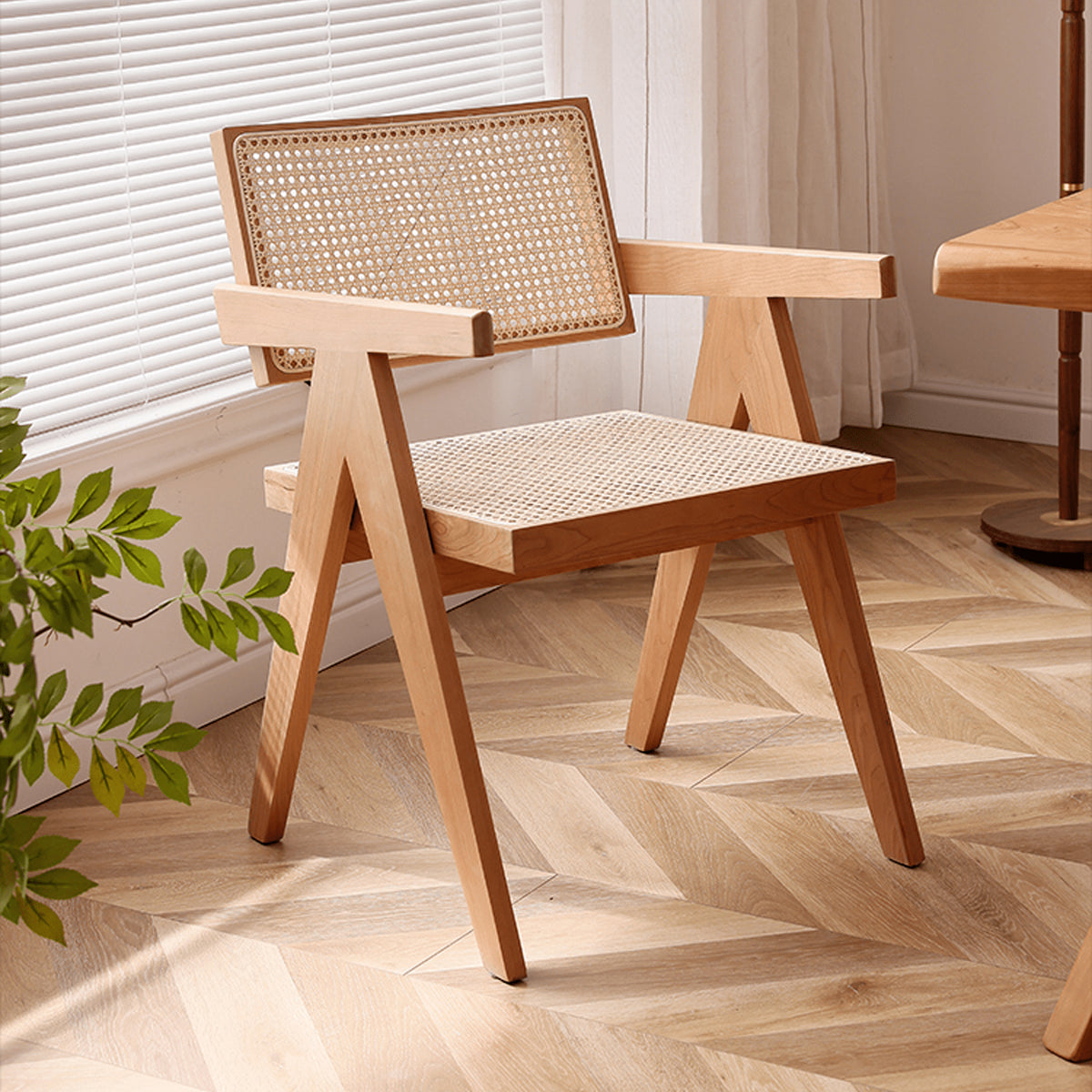 Elegant Red Oak Wood Chair with Natural Finish and Comfortable Cotton Seat fyg-659