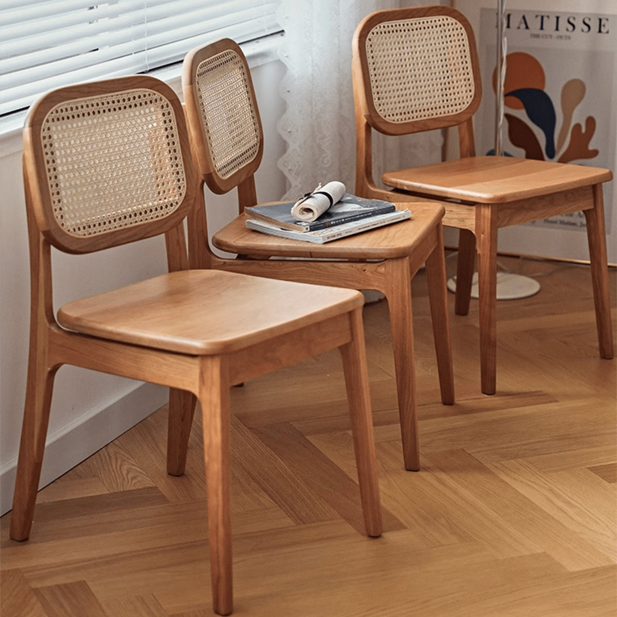 Elegant Cherry Wood Chair with Natural Rattan Accent fyg-661