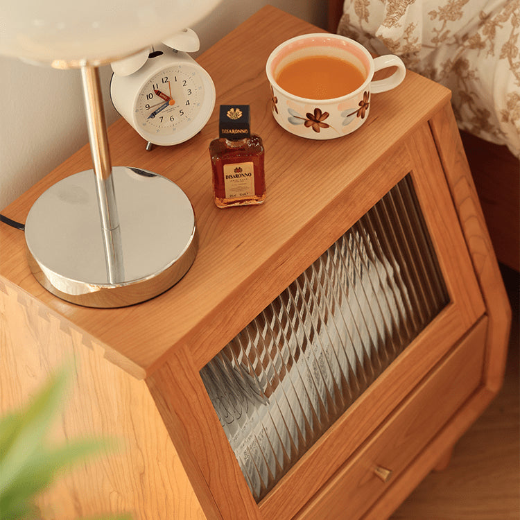 Elegant Cherry Wood Bedside Cupboard with Glass and Rattan Accents fyg-676