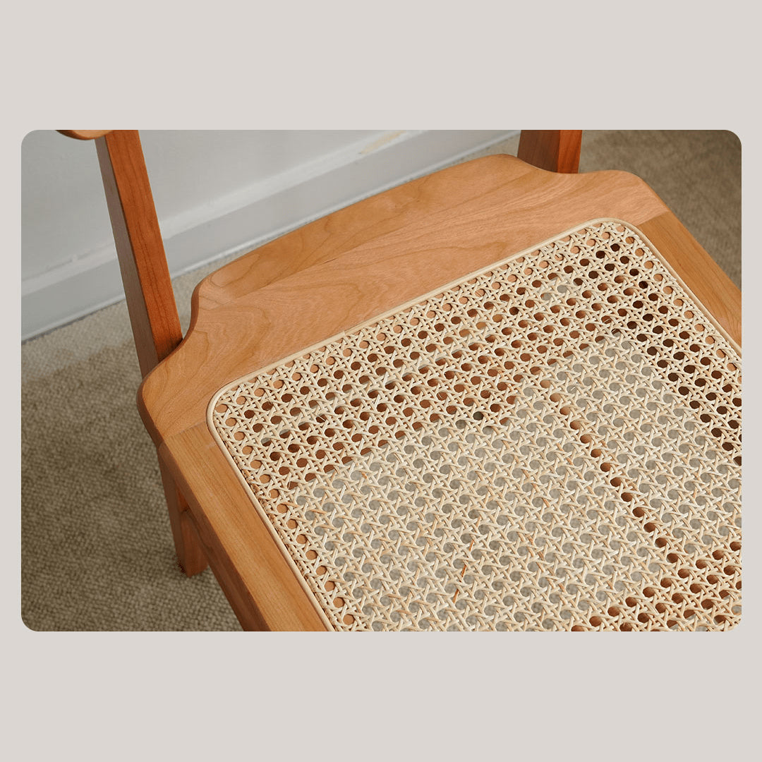 Elegant Natural Cherry Wood Chair with Rattan Detailing fyx-894