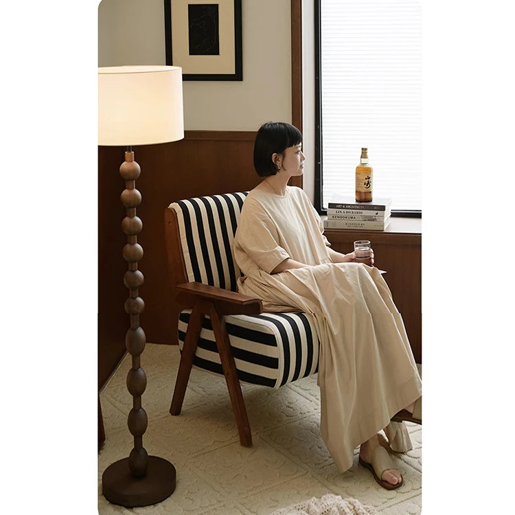Stylish Striped Accent Chair with Wooden Frame - Perfect for Modern Home Decor hch-3085