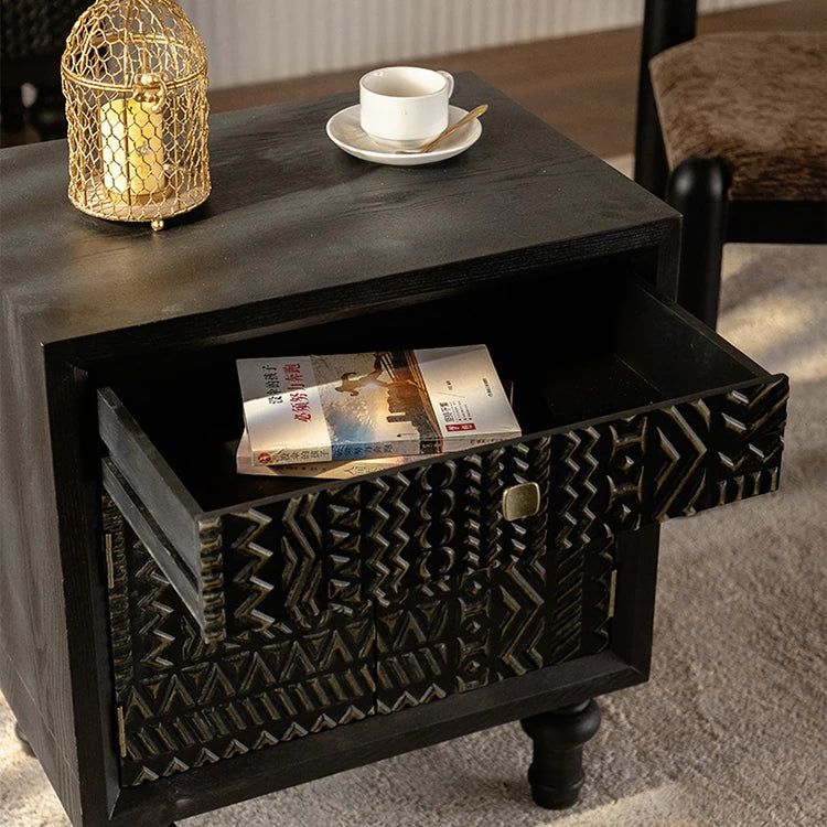 Elegant Pine Bedside Cupboard with Intricate Carved Design - Stylish Nightstand for Modern Homes hdst-4234