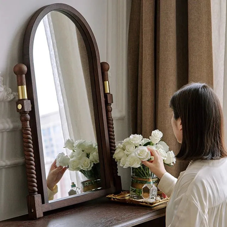 Elegant Red Oak Dressing Mirror with Multi-Layer Board Frame - Timeless Vanity Design hggw-4194