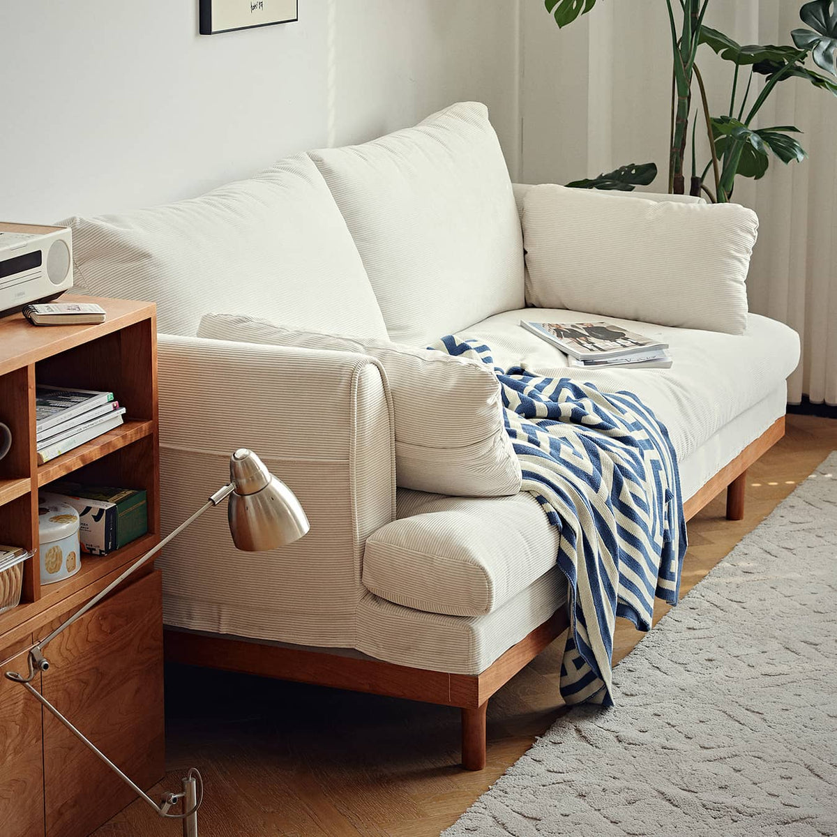 Luxurious White and Orange Cherry Wood Sofa with Leathaire, Goose Down, and Corduroy Upholstery hldmz-733