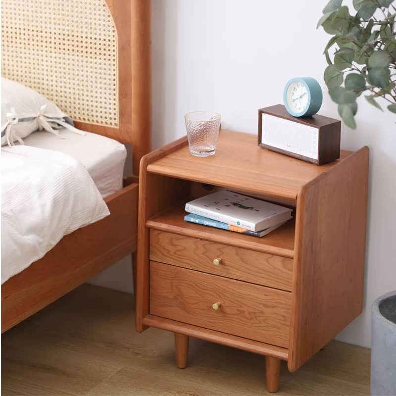 Elegant Cherry Wood Bedside Cupboard with Copper Accents for Sophisticated Bedroom Decor hldmz-735