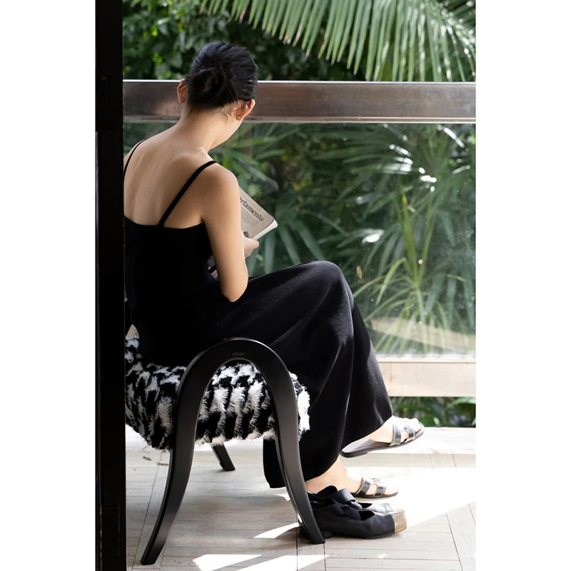 Stylish Ash Wood Stool with Foam and Polyester Cushion – Perfect for Modern Living Spaces hrn-5252