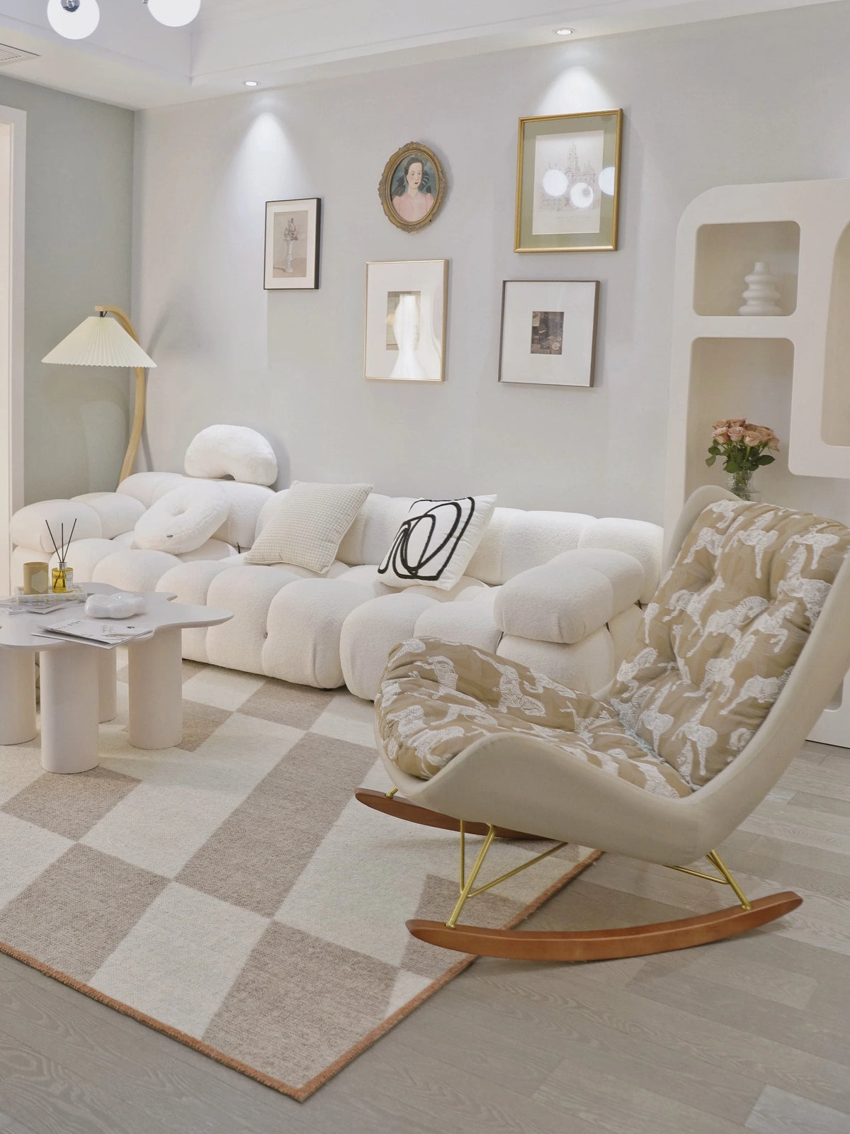 Luxurious Down & Silk Floss Rocking Chair with Beech Wood & Synthetic Leather Accent - Perfect for Stylish Relaxation hrn-5256
