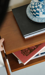 Stylish Rubber Wood Side Table with Synthetic Leather Accents – Perfect for Any Space! hrn-5258