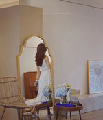 Elegant Beech Wood Mirror with Glass Finish - Stylish Home Décor Accent for Any Room hrn-5261