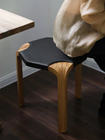 Stylish Cowhide and Ash Wood Stool - Modern Hexagonal Design for Any Space hrn-5262