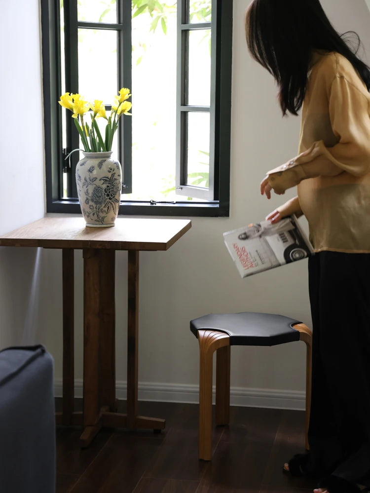 Stylish Cowhide and Ash Wood Stool - Modern Hexagonal Design for Any Space hrn-5262