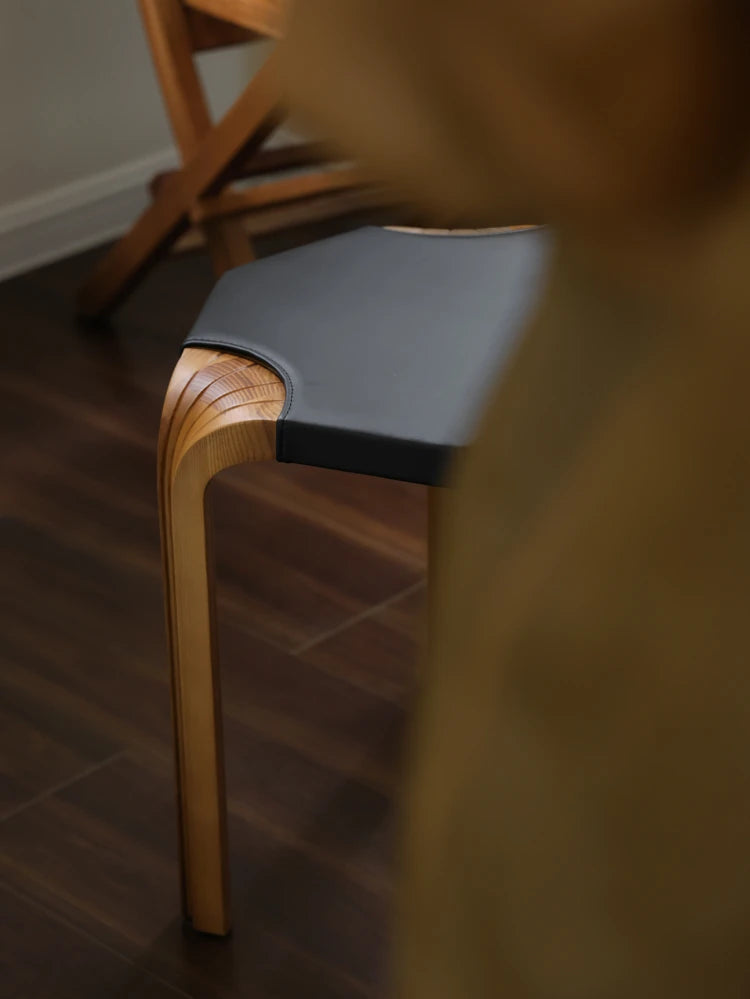 Stylish Cowhide and Ash Wood Stool - Modern Hexagonal Design for Any Space hrn-5262