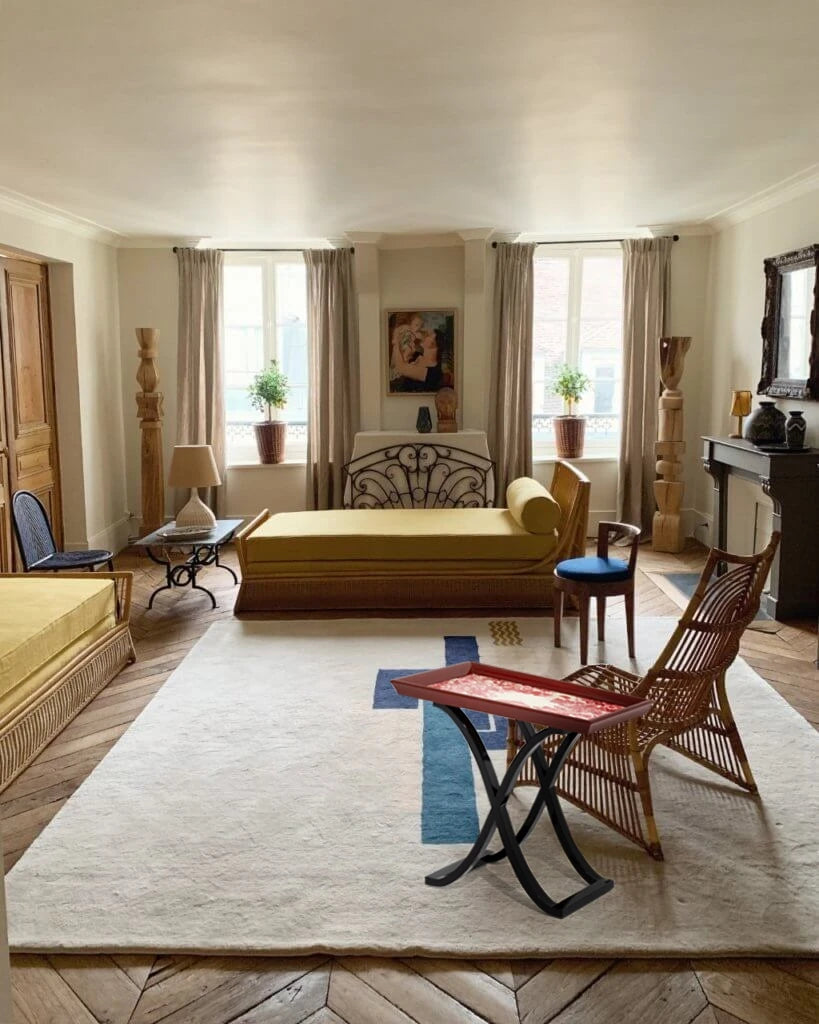 Elegant Birch Side Table with Floral Design – Modern Accent for Living Room or Bedroom hrn-5266