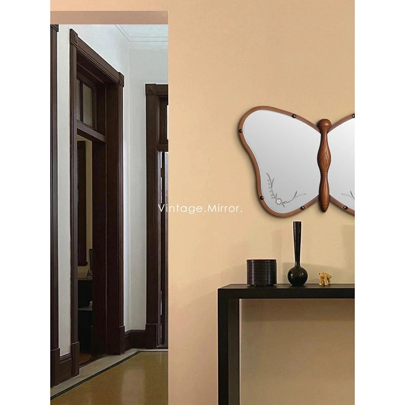 Unique Butterfly-Shaped Mirror with Solid Wood Frame - Hand-Cut Glass Design for Elegant Home Décor hrn-5268