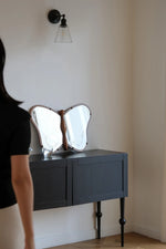 Unique Butterfly-Shaped Mirror with Solid Wood Frame - Hand-Cut Glass Design for Elegant Home Décor hrn-5268