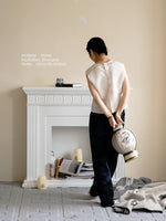 Unique Butterfly-Shaped Mirror with Solid Wood Frame - Hand-Cut Glass Design for Elegant Home Décor hrn-5268