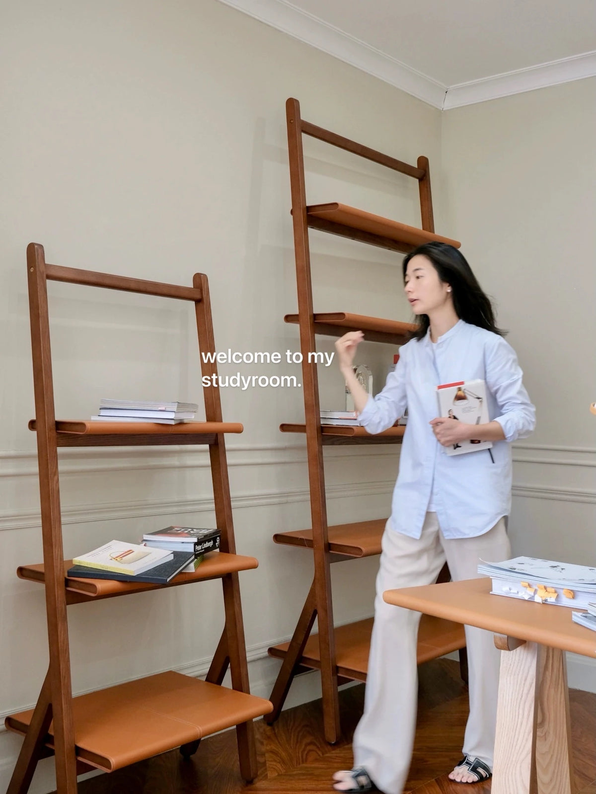 Stylish Ash Wood Computer Desk with Synthetic Leather Top - Modern Home Office Furniture hrn-5269