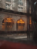 Elegant Metal and Oak Serving Cart with Copper Accents - Perfect for Entertaining hrn-5272