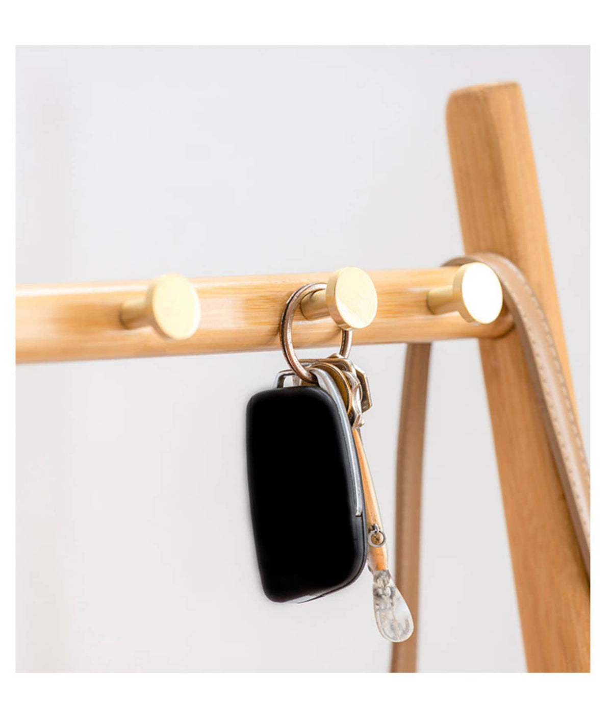 Sleek Bamboo Coat Hanger - Natural Wood Finish for Modern Chic Closet hsl-88