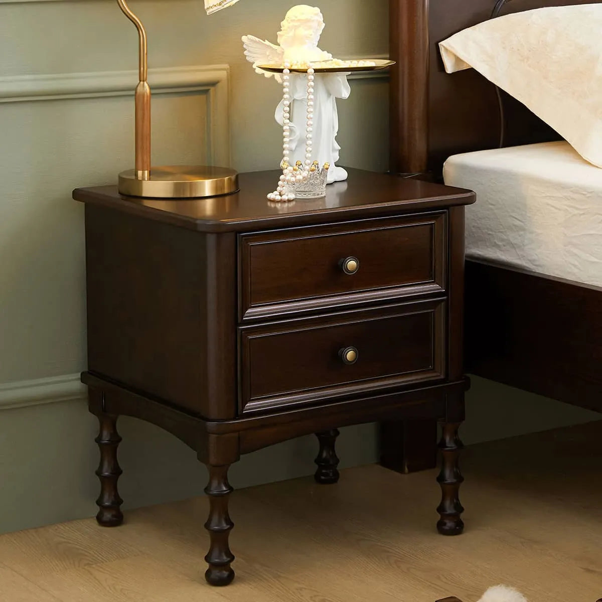 Classic Nightstand Crafted from Chinese Tulipwood for Elegant Bedroom Décor hsmjx-4170