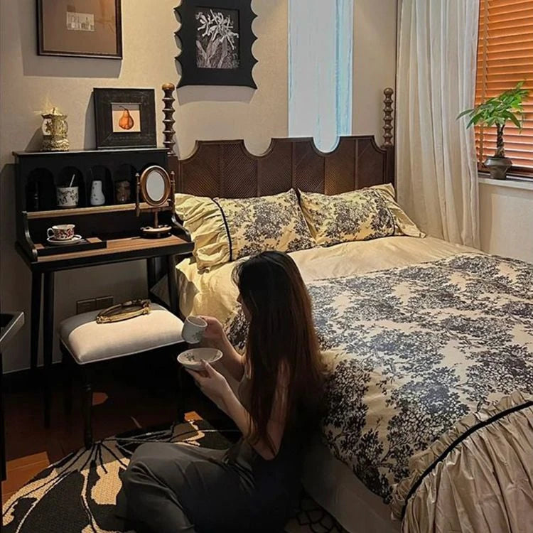 Elegant Solid Wood Bed - Multi-Layer Board Chinese Fir Frame for Stylish Bedrooms hsxz-2158