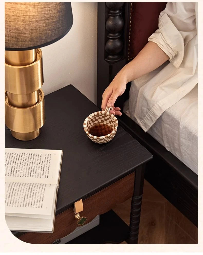 Stylish Red Oak Bedside Cupboard with Unique Design – Perfect for Your Living Room or Bedroom hsxz-2169
