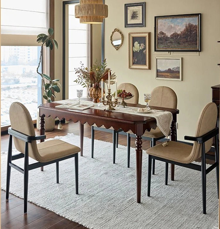 Elegant Solid Wood Dining Table with Beaded Pedestal and Curved Edge - Perfect for Cozy Spaces hsxz-2174