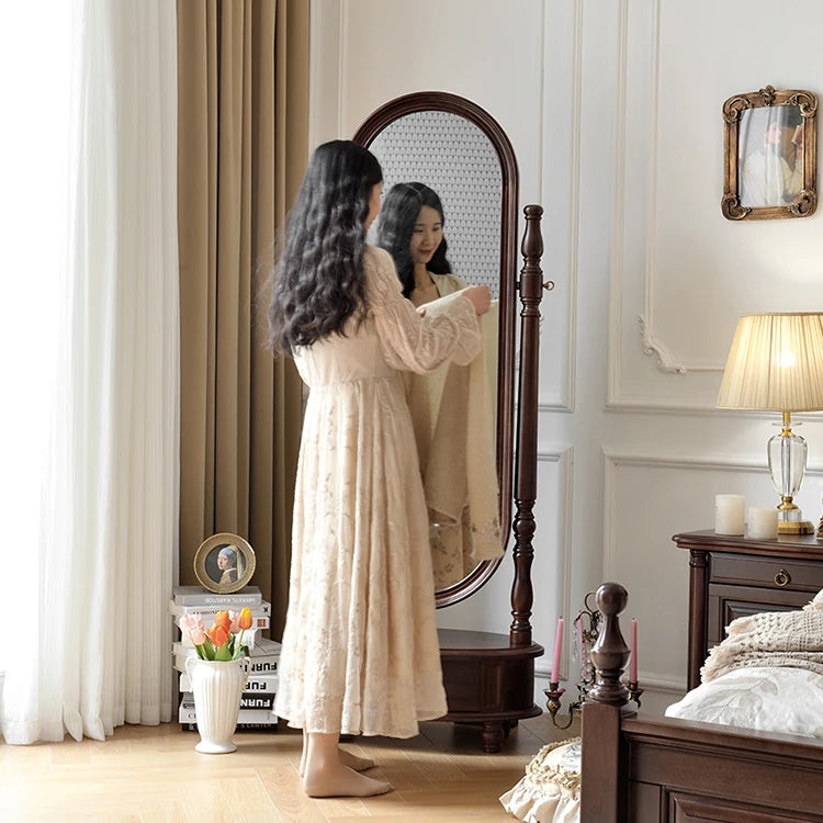 Elegant Solid Wood Mirror with Glass Frame - Perfect for Classic Interiors hyjyj-4295