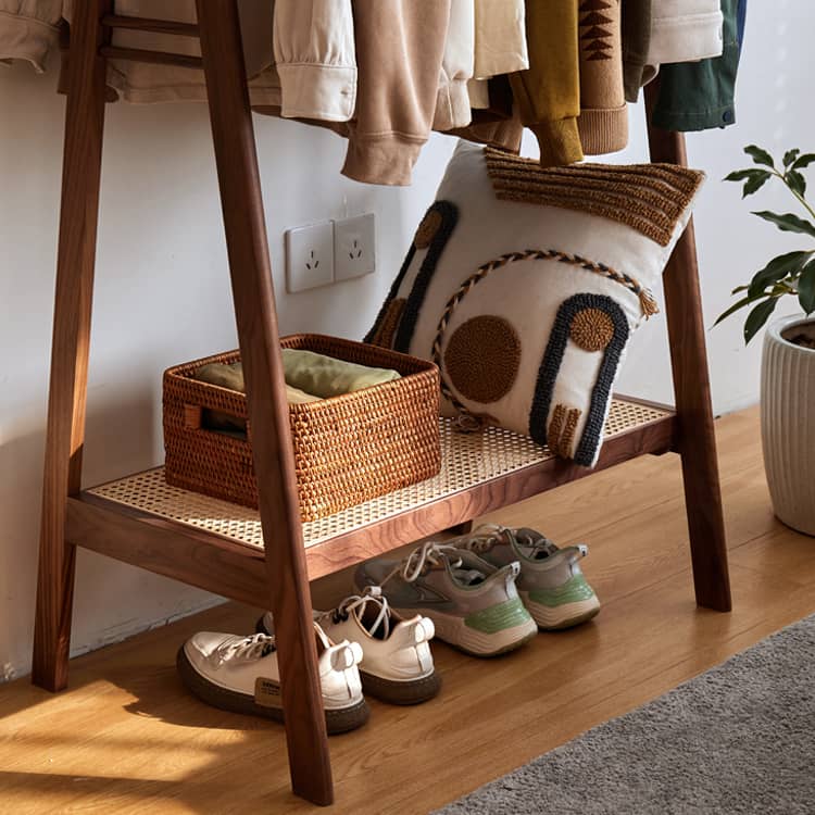 Premium Wooden Coat Hangers - Cherry, Red Oak, Black Walnut with Elegant Rattan Accents hykmq-783