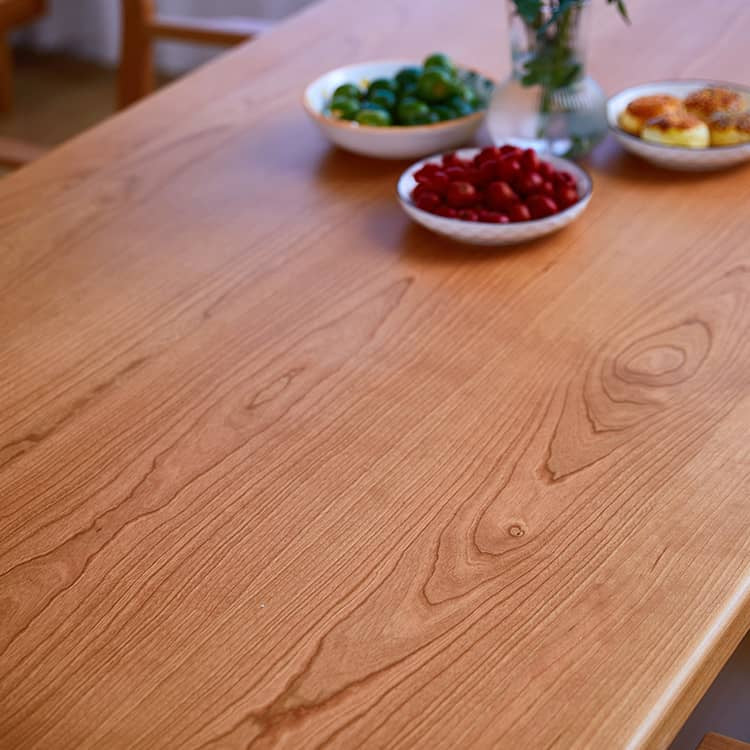 Elegant Natural Cherry Wood Table - Perfect for Sophisticated Interiors hykmq-786