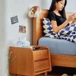 Stylish Bedside Cupboard in Red Oak and Cherry Wood with Glass Accents hykmq-794