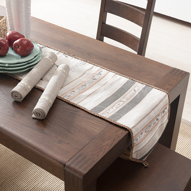 Vintage Brown Natural Oak Wood Table - Elegant Craftsmanship for Timeless Style hym-1534