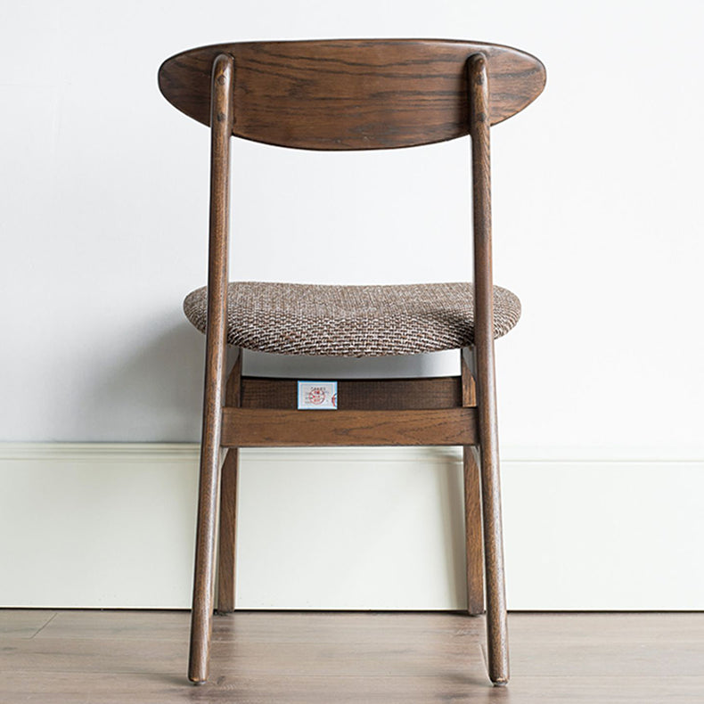 Elegant Brown Oak Wood Chair with Cotton and Linen Upholstery hym-1541