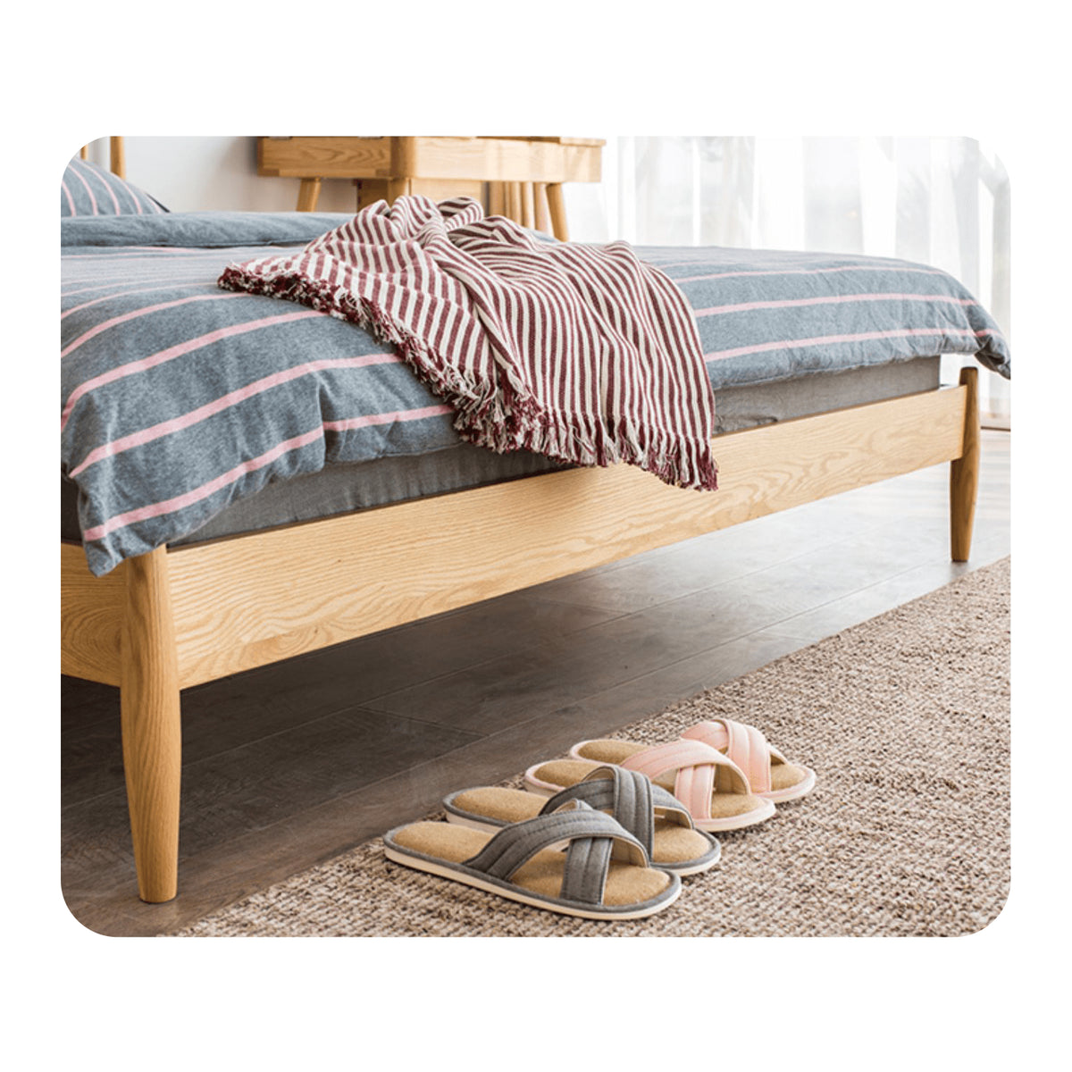 Stylish Brown Oak and Pine Natural Wood Bed for a Timeless Bedroom Look hym-474