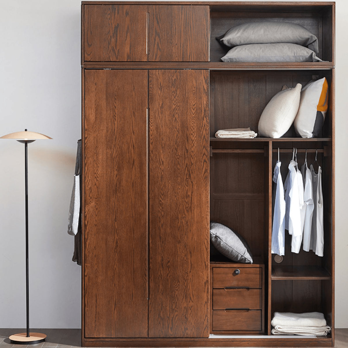 Sleek Brown Oak Cabinet with Durable Tung Wood and Metal Accents hym-481