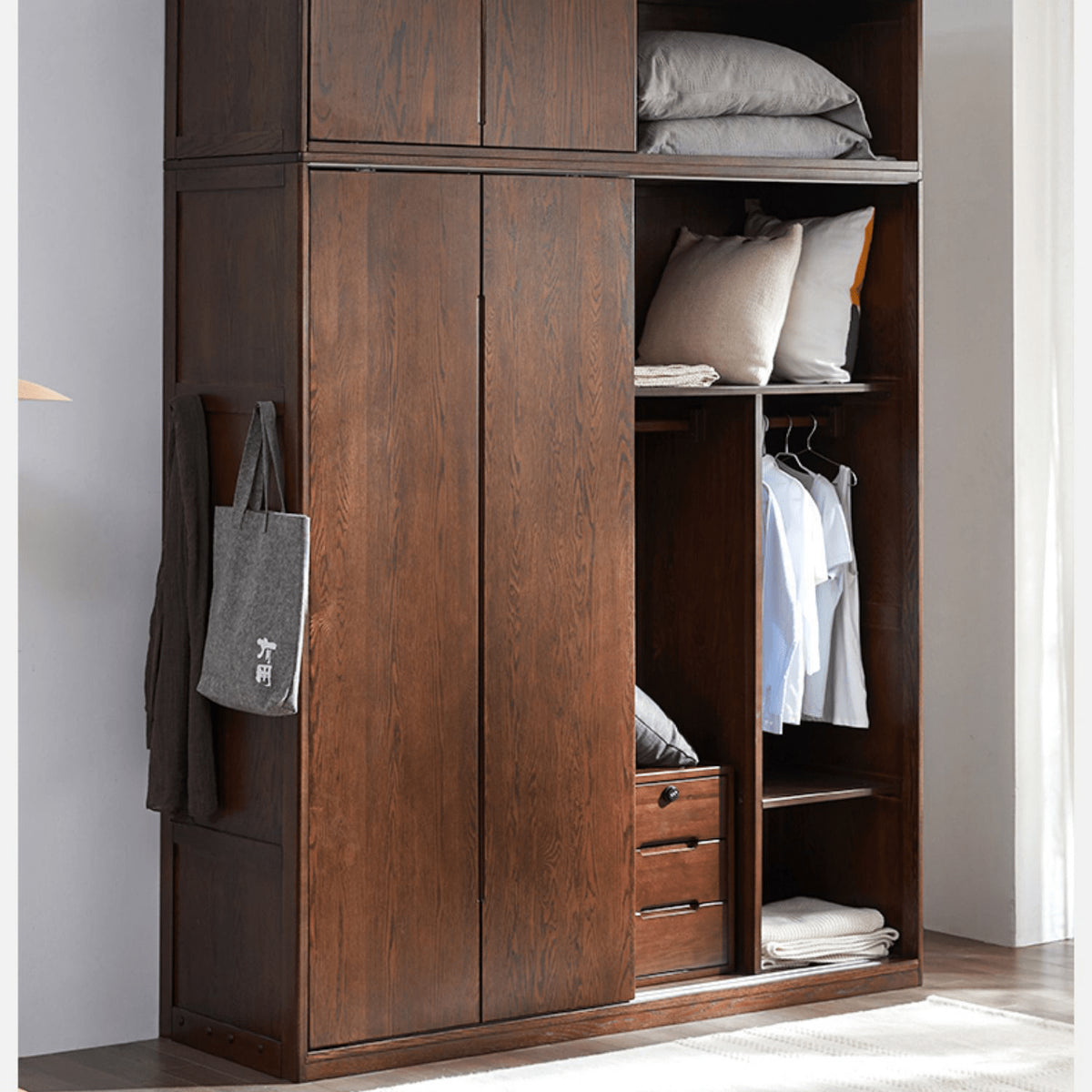 Sleek Brown Oak Cabinet with Durable Tung Wood and Metal Accents hym-481