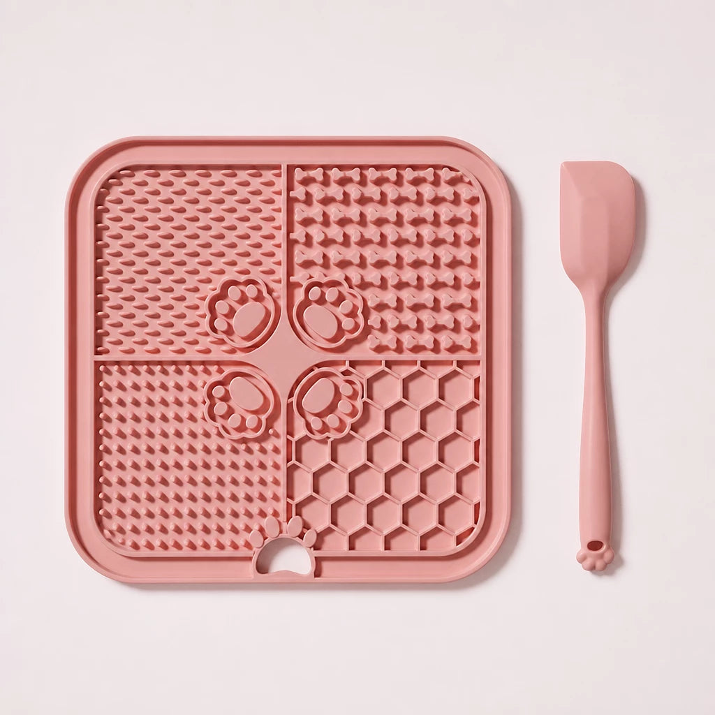 4-Section Silicone Lick Mat for Dogs, 7.9 × 7.9 in