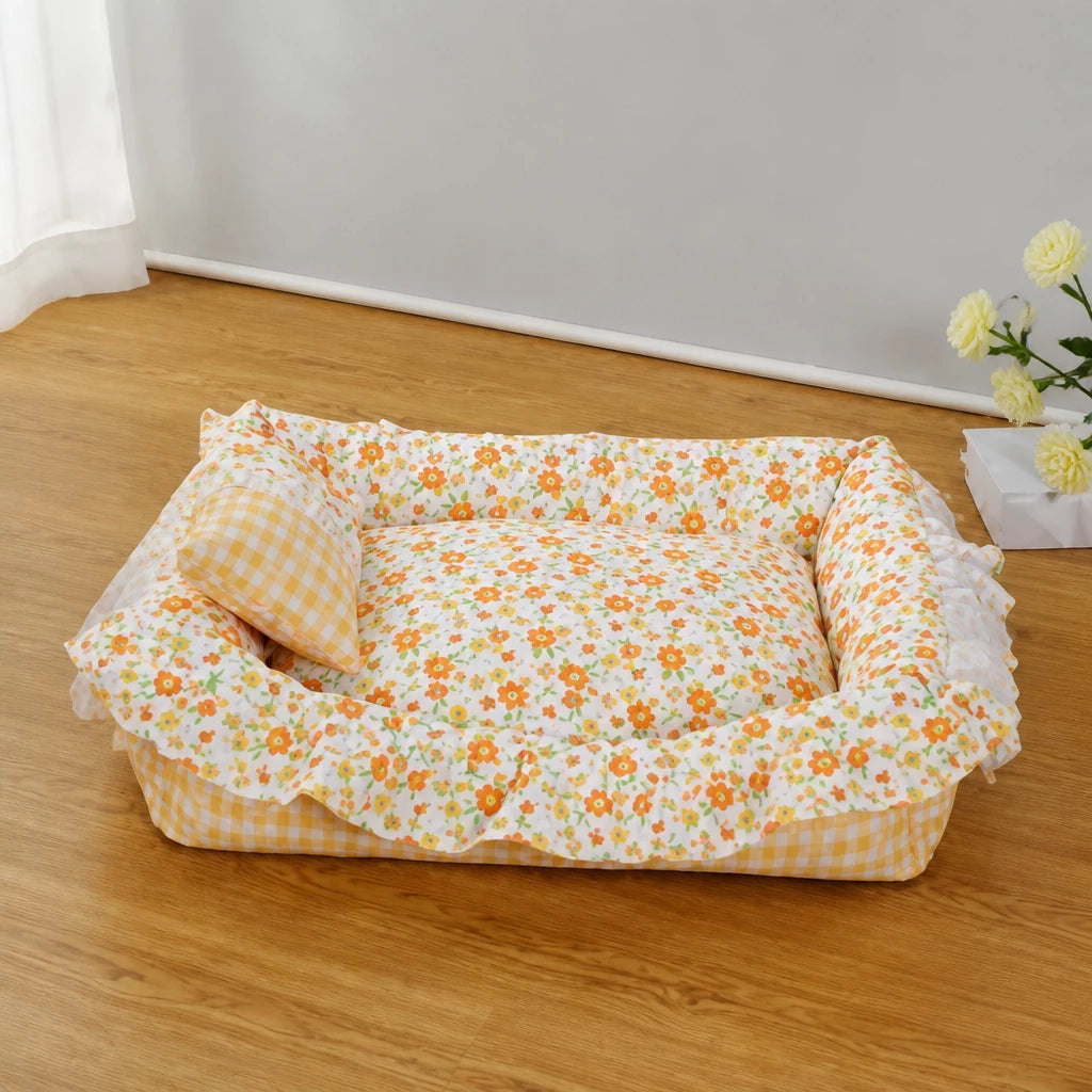 All-Season Pet Bed for Cats and Small to Medium Dogs